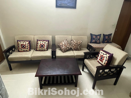 2+2+1 Wooden Sofaset with pillows & CentreTable